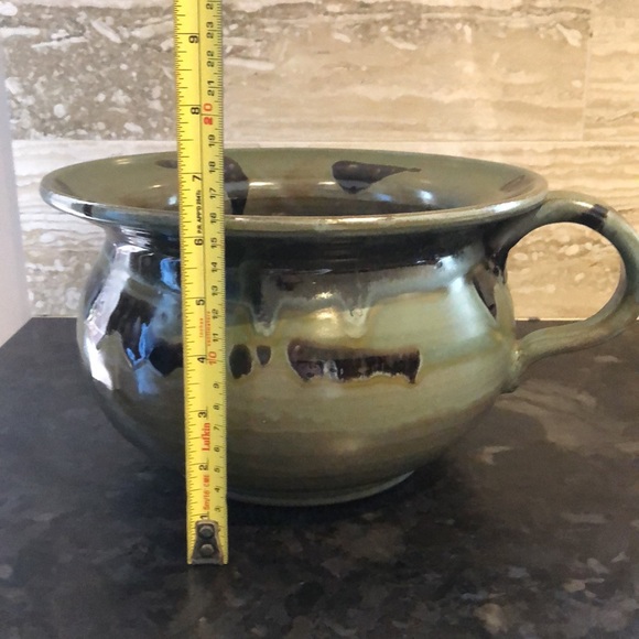 Artistic Studio Pottery - Picture 6 of 7